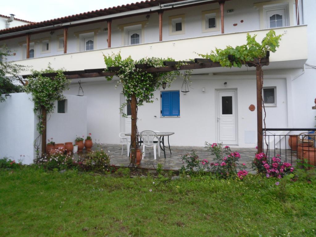 Yalis Studios Achladies  Exterior photo